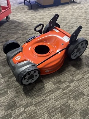 Brand New 21” Steel Mower Deck w/Wheels Assembled Push Lawn Husqvarna LE 121P