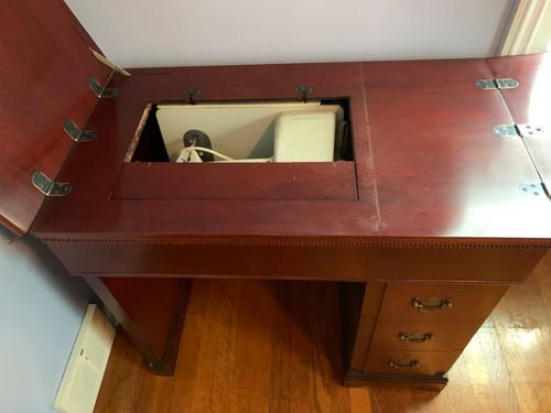 Vintage Singer Singer Zig-Zag Sewing Machine 476 w/ Pedal,Cabinet ...