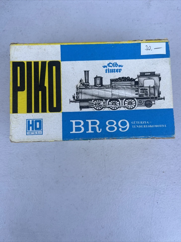 Piko 50050 HO gauge DR BR 89.2 / Saxon VT steam loco in DR black livery - Image 3 of 4