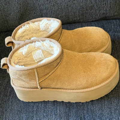 UGG Classic Ultra Mini Platform Ankle Boots Suede Sheepskin Lined Beige 8
