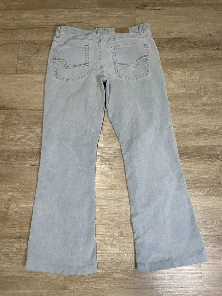 Женские вельветовые брюки American Eagle размер 8 светло-голубые эластичные винтажные - Изображение 2 из 4