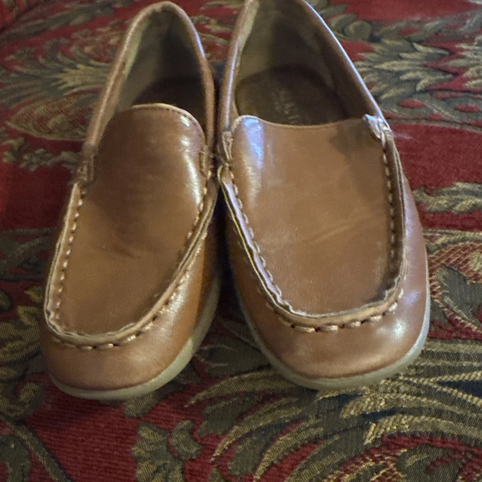 Zapatos mocasines marrones kenneth cole niños pequeños talla 10 Foto 2 de 4