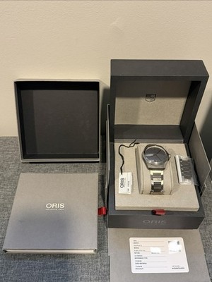 Oris ProPilot x Calibre 400-2 Full Set With 10 Year Active Warranty 39mm Grey