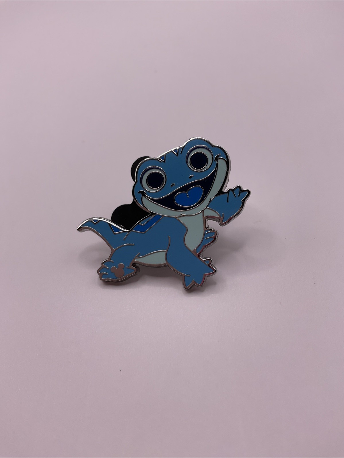 2025 Disney WDW Bruni Frozen Blue Color Story Hidden Mickey Trading Pin C5