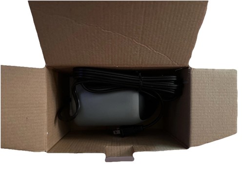 staples electric pencil sharpener With Box - Picture 4 of 11