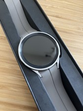 Samsung Galaxy Watch5 Pro 45mm R920 Bluetooth Smartwatch, GPS - Like New