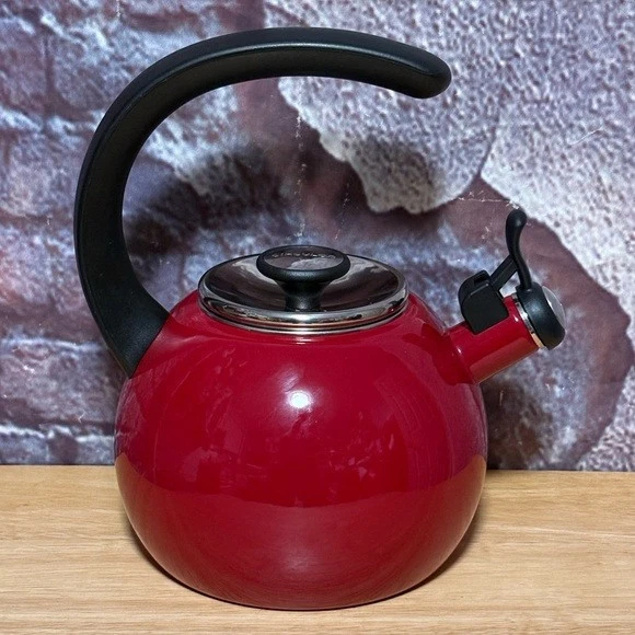 Circulon Enamel on Steel 2 Quart Whistling Teakettle - Red 2qt/1.9 liter NICE!