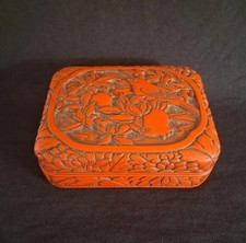 Japanese Red Cinnabar Tsuishu Handcarved Lacquer Box Meiji Period 1868-1912