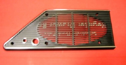 111402C2 Left Speaker Cover Plastic IH 886 1586 3688 5088 5288 5488 6588 3788