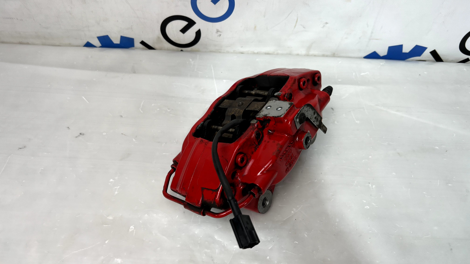 MASERATI Quattroporte REAR LEFT DRIVER SIDE BRAKE CALIPER OEM 2014 - 2016