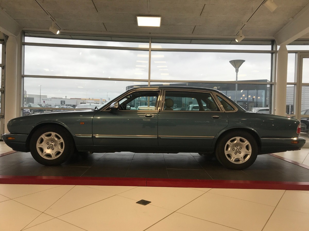 Jaguar Daimler V8 Jaguar Daimler V8