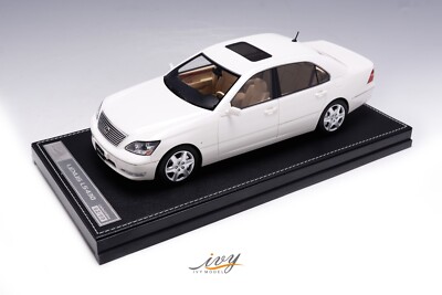 1/18 Ivy Models Lexus LS 430 in Gloss White  99 pieces Leather base