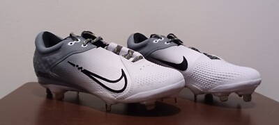 Size 9.5 Woman Nike Hyperdiamond 4 Elite Metal Softball Cleat CZ5917-002