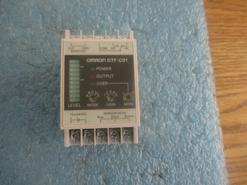 Omron Type: DF7-C01 Controller 