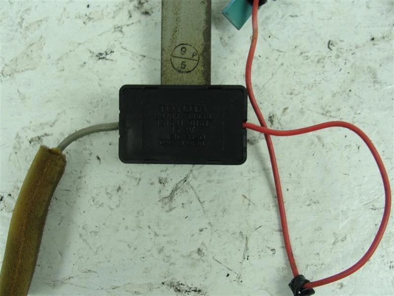 LEXUS GS300 1993-1997 AMPLIFICADOR DE SEÑAL AMPLIFICADOR DE CERRADURA DE PUERTA DE ENTRADA INALÁMBRICO SIN LLAVE Foto 3 de 4