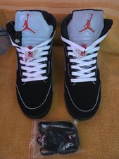 Air jordan 5 retro size 10 new in the box