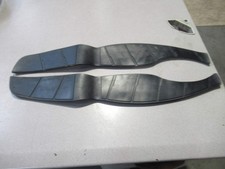 Tapis de plancher (Suzuki - Burgman Abs 200 2014 - 2021)