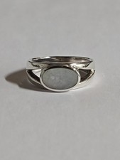 SU THAILAND STERLING SILVER MOTHER OF PEARL STONE RING SIZE 8 925