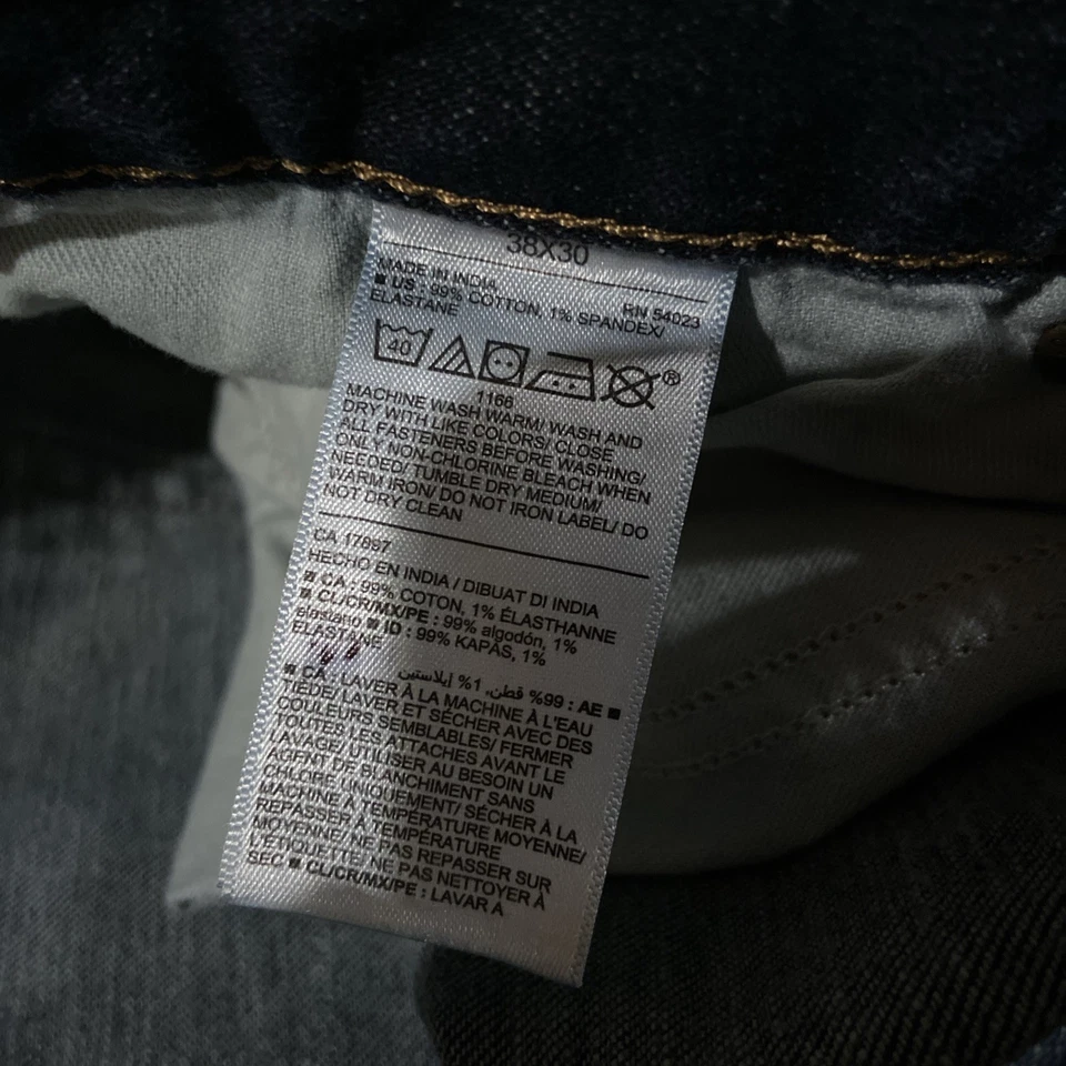 Old Navy Slim Jeans 360 Stretch All-Day Comfort Waistband Dark Wash 38x30 - Image 3 of 4