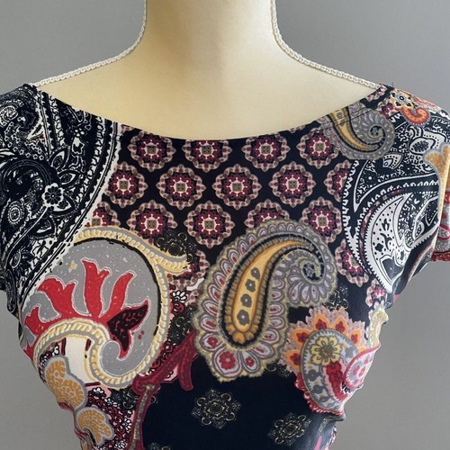 Paisley Crop Top Shirt Junior Größe M schwarz weiß rot gelb grau - Bild 2 von 6
