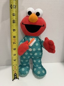 Can’t Get Your Kids To Brush Their Teeth Or Go To Sleep? ELMO!