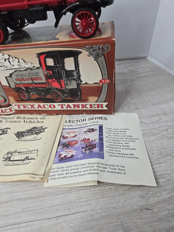 Ertl Texaco 1910 Mack Tanker Truck Series DieCast Metal Bank Collector F122 - Image 3 of 4
