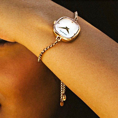 Radley London Quartz Square 22mm Rose Gold Bracelet Watch White Dial Box/Manual