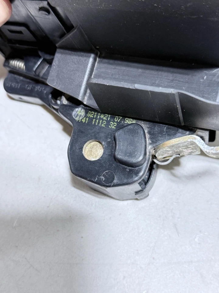 97-04 Mercedes R170 SLK320 SLK230 передняя левая дверь замок защелка привод OEM #3205 - Изображение 2 из 4