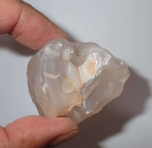 Gobi Desert Agate Translucent Freeform Raw Stone 50.7 gram 46x41x31 mm - Picture 4 of 6