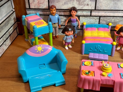 Dora the Explorer Van, Action Figures, & Dollhouse Furniture, 2003,Free QuikShip - Picture 3 of 13