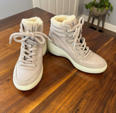 ECCO Soft 7 Wedge Tred Women's Size 6-6.5 Boot Wool Lining Gray  Ankle Boots