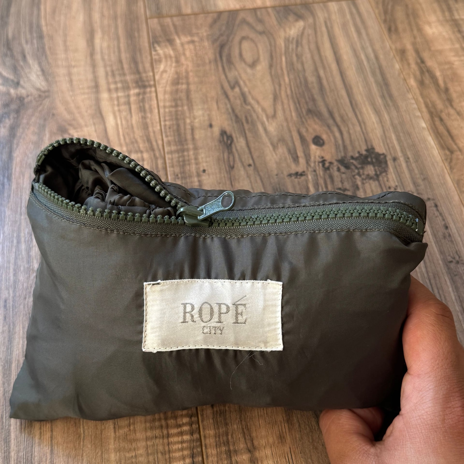 Green Half-Zip Lightweight Packable Windbreaker H… - image 8