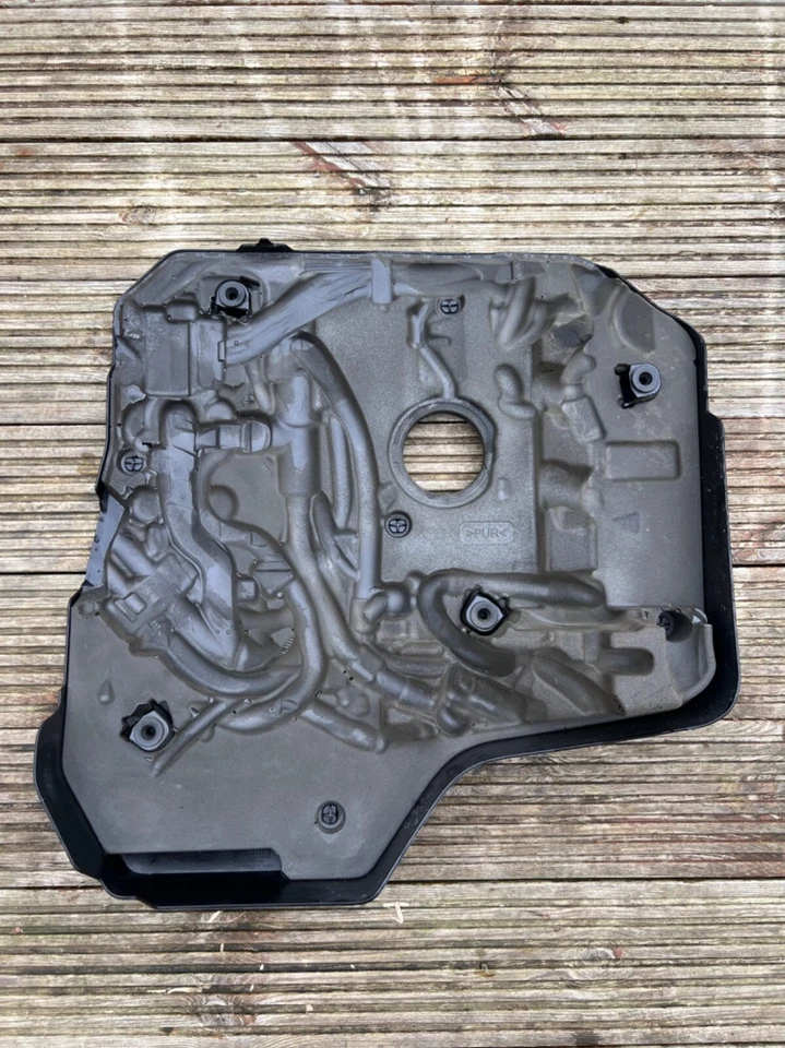 Cubierta de motor BMW 330e M Sport Touring E Drive 2019-2024 11148676204 Foto 2 de 3