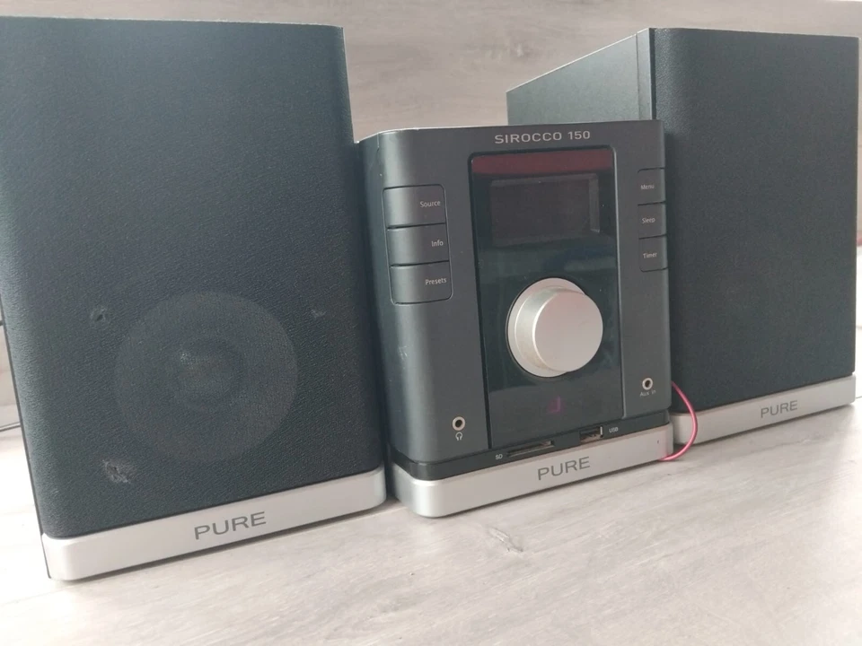 Pure Sirocco 150 Micro HiFi System CD DAB IPod Dock very good condition - Image 3 of 4
