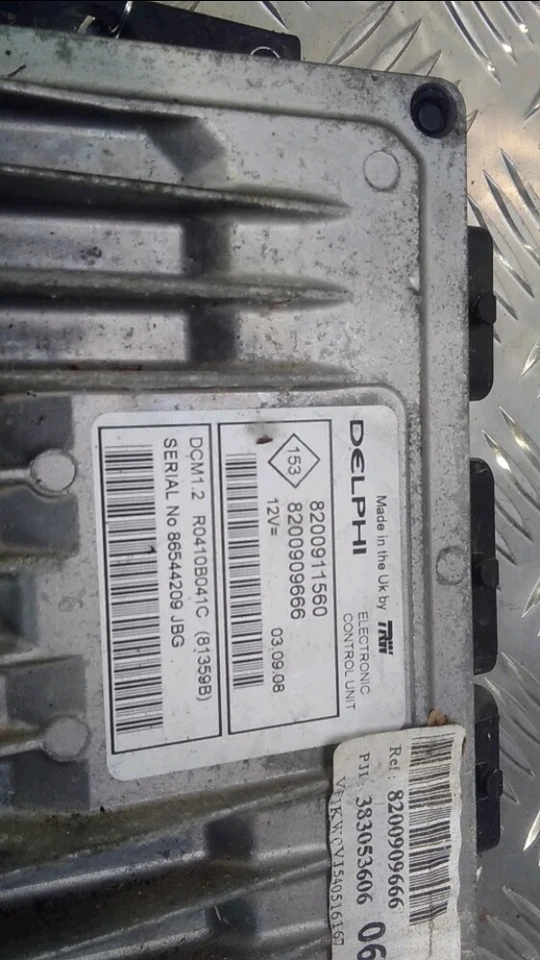 CALCULATEUR MOTEUR ECU Renault Kangoo/Grand Kangoo (KW) 2009 8201112294 - Immagine 2 di 3