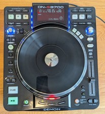 Denon DJ DN-S3700 Digital Media Turntable CD – sehr guter Zustand + Decksaver