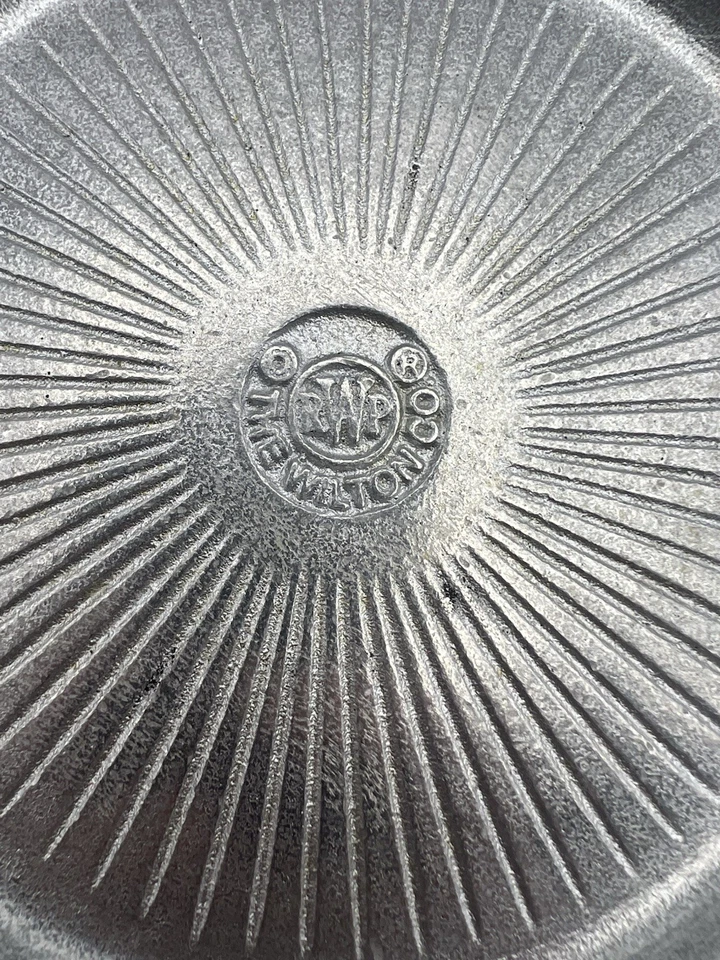 Wilton Co. Оловянная чаша с краями 4 дюйма x 12 дюймов — рождественский декор подарок конфеты серебро мама - Изображение 4 из 4