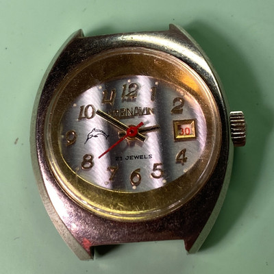 Vintage Cornavin 17 Jewels Ladies Watch Swordfish Red Second Hand 27mm Two-Tone