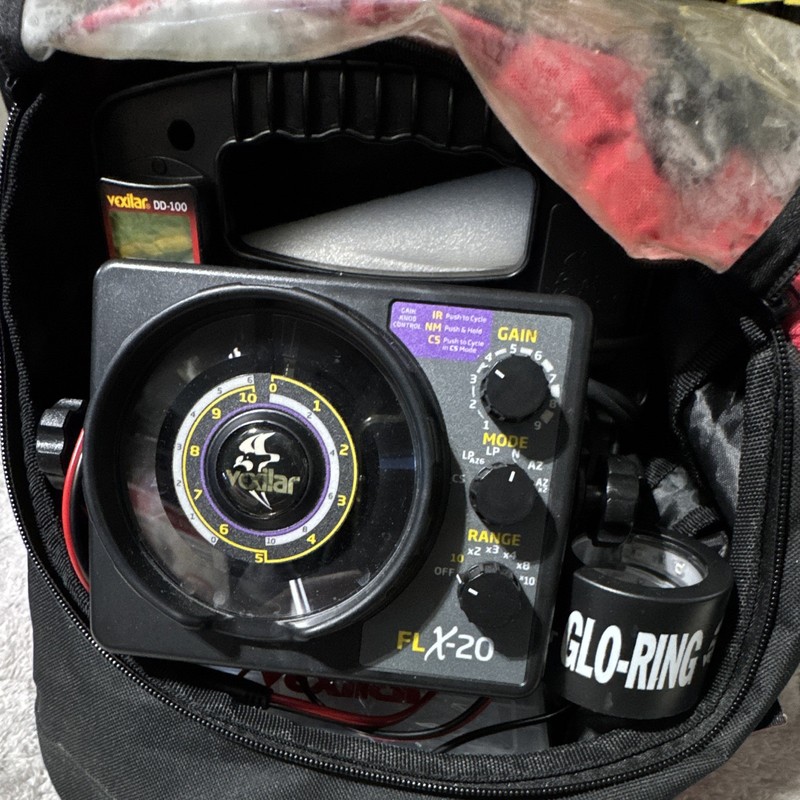Vexilar FLX-20 Portable Ice Fishing Sonar Flasher w/ Glo-Ring Carry Bag