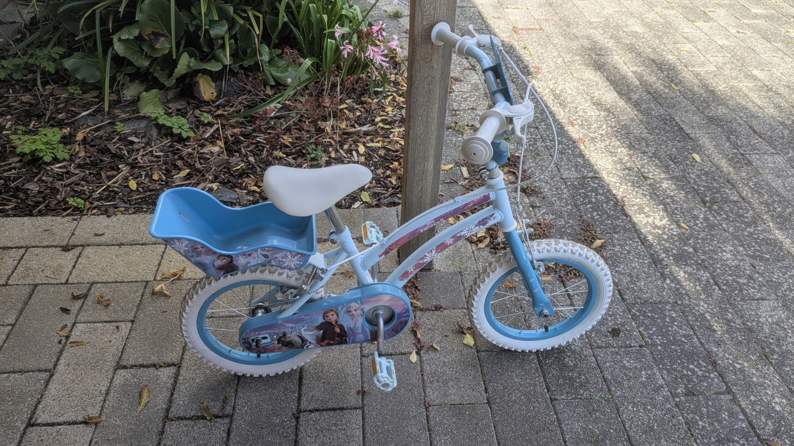 Disney Frozen 2 Kids 14" Bike