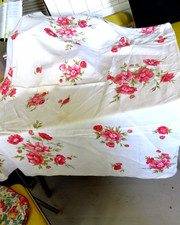 Vintage Pink Flowers Square Tablecloth -Grand...