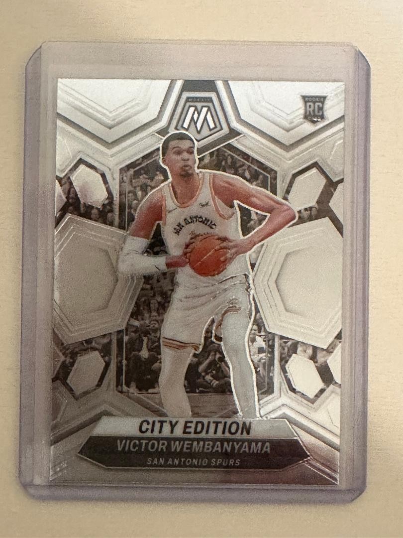 2023-24 Panini Mosaic City Edition Victor Wembanyama #282 RC