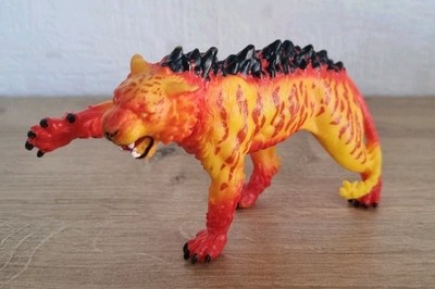 Schleich - Eldrador Creatures -  Lavatiger  . Zustand neuwertig .