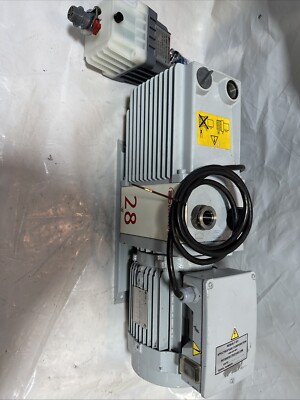 Pfeiffer Vacuum Model DUO 11 Rotary Vane Pump, 200-240V, 50/60 Hz Excellent C