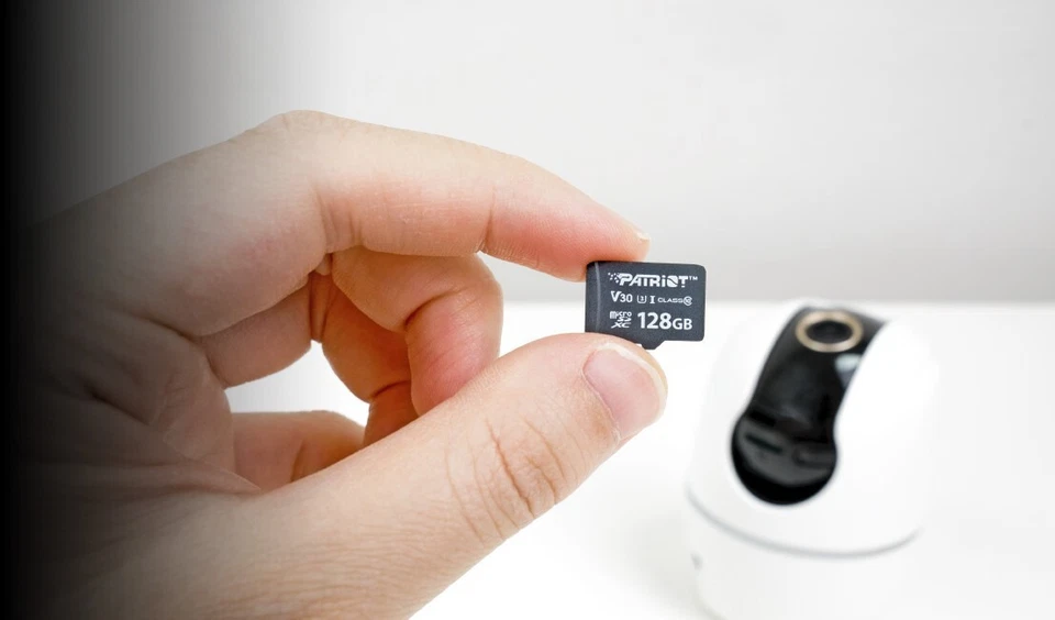 Patriot VX 32GB V30 C10 U3 4K UHD Micro SD Flash Card Dashcam/Home Surveillance - Image 2 of 4