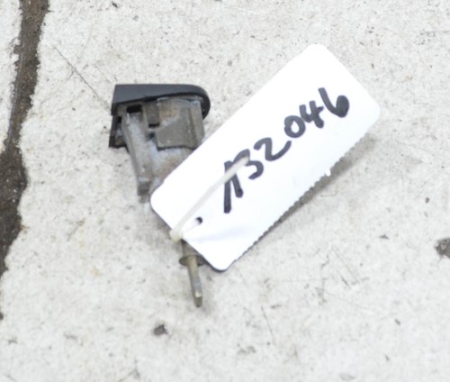 VW Golf 4 IV 1J 2002 Schliess Zylinder OHNE Schlüssel Tür vo RECHTS 132046-G600