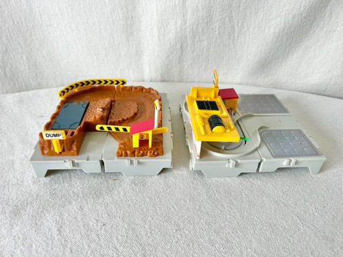 Lotto Playset Micro Macchine Galoob vintage anni 80-90 con auto e accessori - Foto 22 di 24