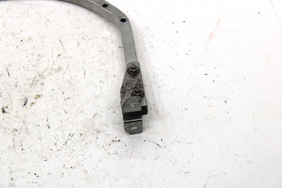 Yamaha Vmax 600 St 1994 reposapiés OEM refuerzo 8AB-21926-00-00 SY73 Foto 2 de 4