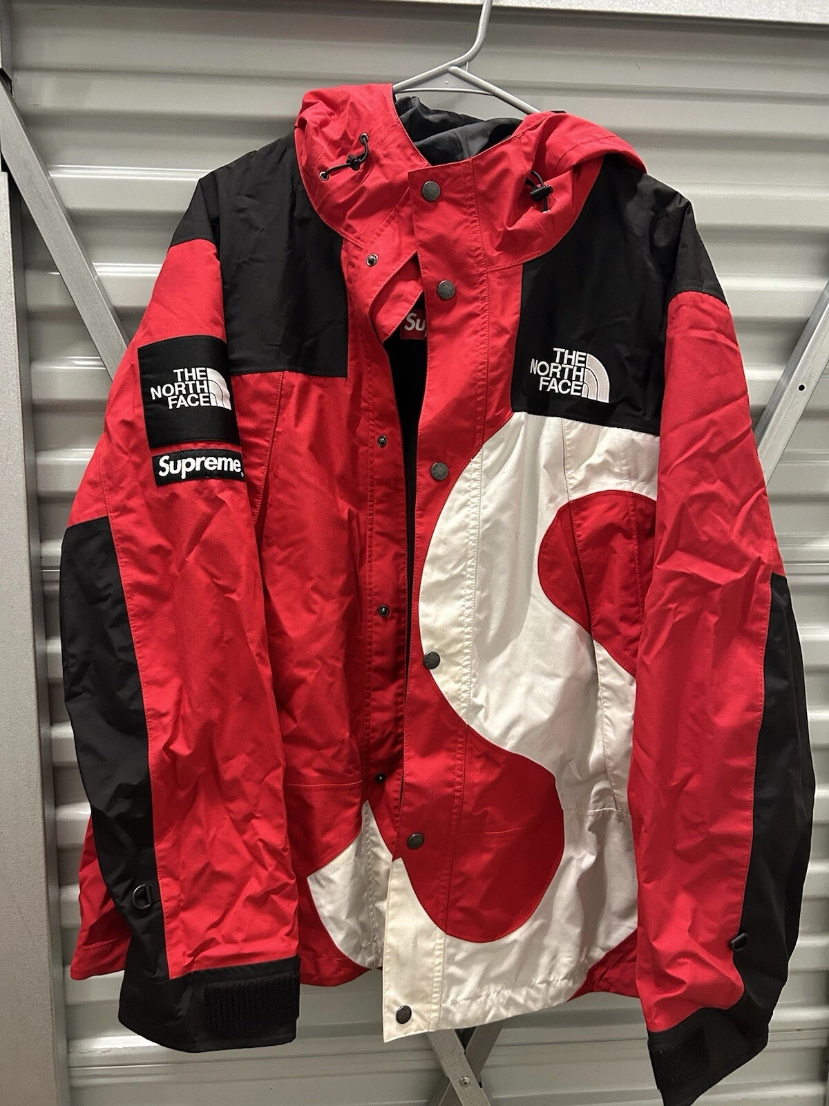 Veste de montagne Supreme x The North Face logo S taille L FW20