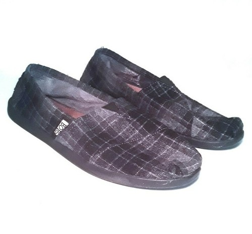 bobs plaid shoes